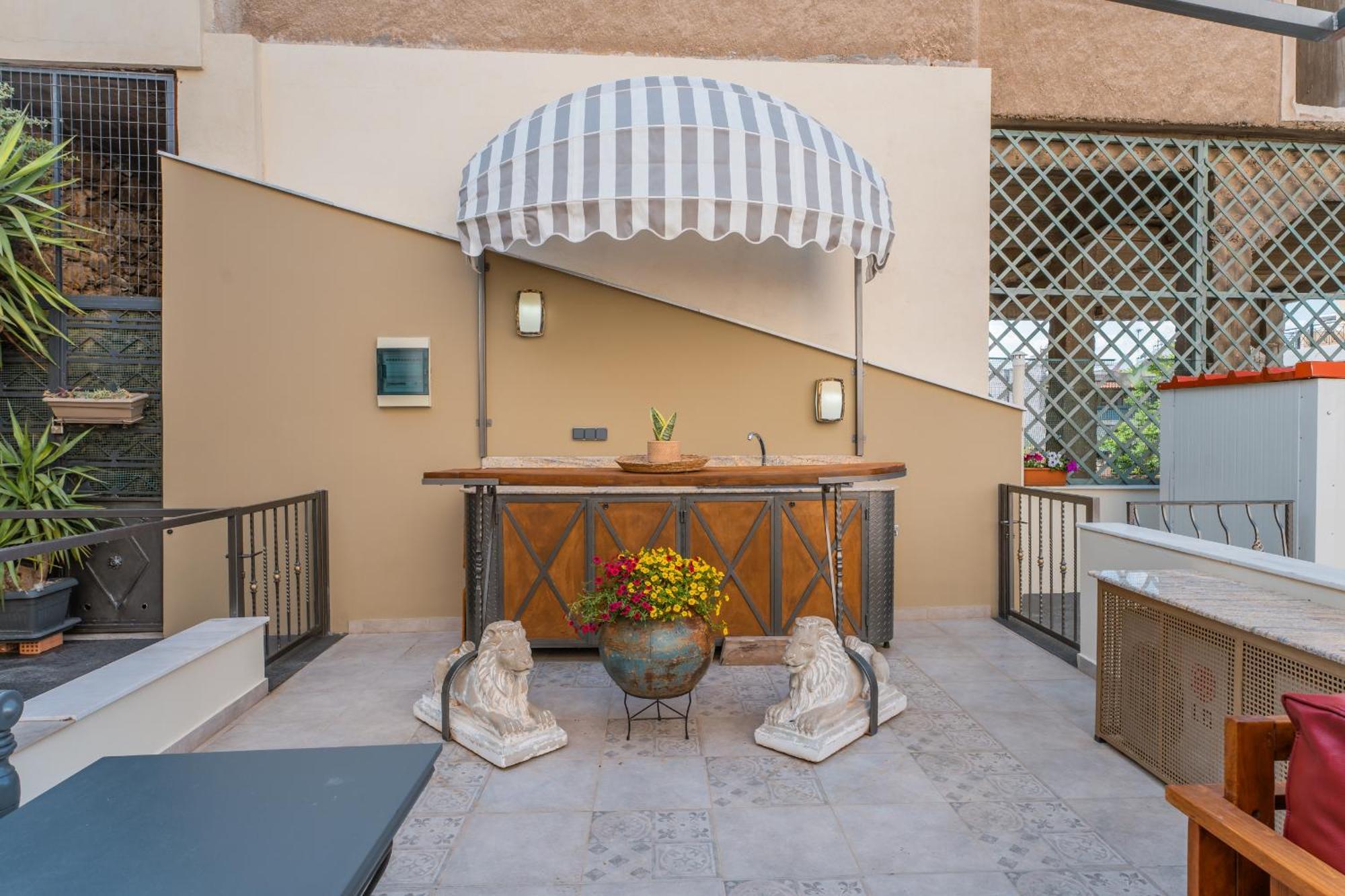 The Stone Manor , Noho Boutique Thissio Афины Экстерьер фото